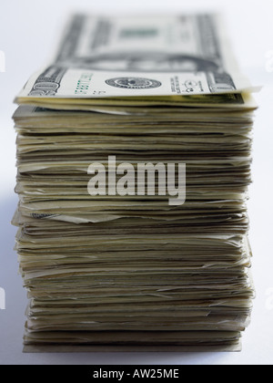 Pila di venti dollar notes Foto Stock