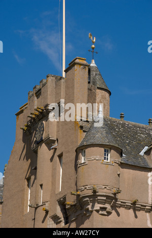 Crathes Castle Banchory Aberdeenshire Highlands della Scozia Agosto 2007 Foto Stock