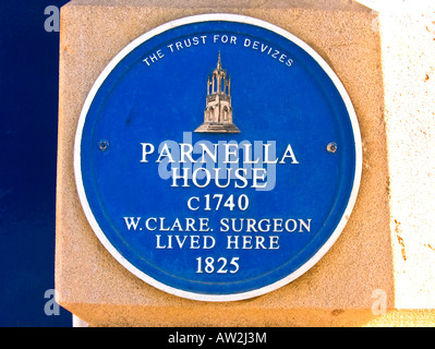 Targa blu sulla parete della casa Parnella 1740 circa 50 a Devizes Wilts Inghilterra UK UE Foto Stock