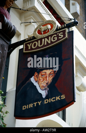 Bishopsgate Londra Inghilterra Dirty Dick's Pub segno Young Symbol Foto Stock