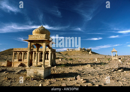 India Rajasthan Jaisalmer Bada Bagh bramino cimitero di massa di cremazione Foto Stock