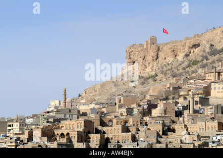 Una panoramica della piccola città di Mardin, una meraviglia architettonica nel sud-est della Turchia. Foto Stock