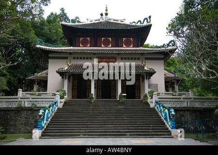 Ingresso al tempio del Re HUNG VUONG HO CHI MINH CITY SAIGON VIETNAM Foto Stock