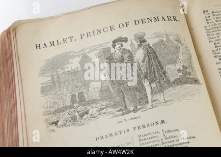 Vecchio libro aperto di William Shakespeare Hamlet