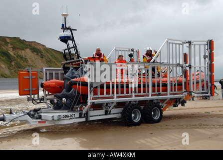 RNLI scialuppa di salvataggio su Sheringham Beach, Norfolk, Inghilterra Foto Stock