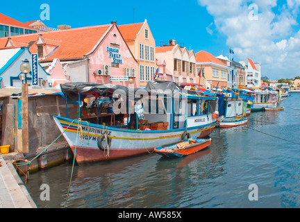 Mercato galleggiante, Curacao, Antille olandesi Foto Stock