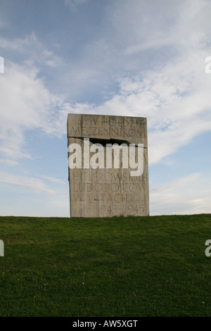 Il Memorial presso la ex-nazista campo di lavoro a Plaszow, Cracovia in Polonia. Foto Stock