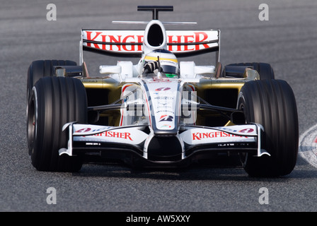 Giancarlo Fisichella ITA in la Force India Ferrari VJM01 racecar durante la Formula 1 sessioni di prove sul Circuito de Catalunya Foto Stock