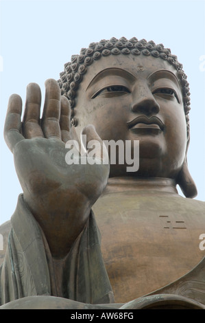 Tian Tan Buddha, di Ngong Ping, Lantau, Hong Kong, Repubblica Popolare di Cina. Foto Stock