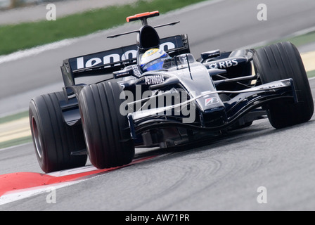 Nico Rosberg GER in Toyota Williams FW30 racecar durante la Formula 1 sessioni di prove sul Circuito de Catalunya Foto Stock