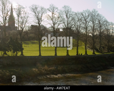 St Mary's Church, Handbridge sulla riva sud del fiume Dee, Chester Foto Stock