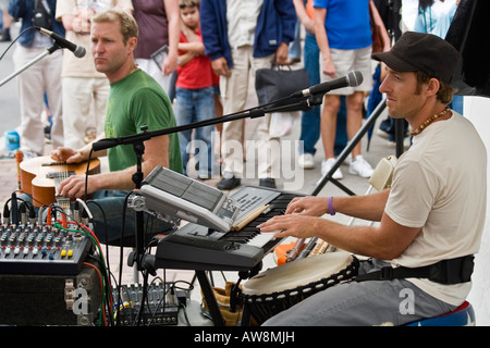 Australian OKA marca effettuando al Buskerfest 2006 Toronto in Canada Foto Stock