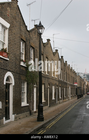 In mattoni in stile vittoriano case a schiera in Roupell Street, vicino a Waterloo e la Southwark, Londra Inghilterra REGNO UNITO Foto Stock