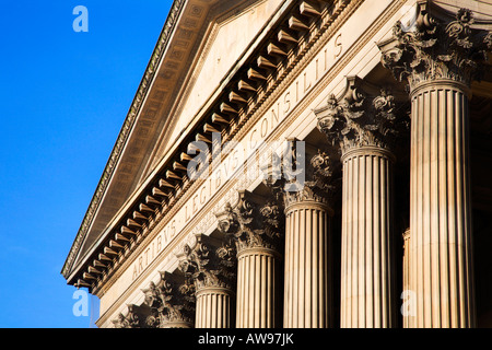 Colonne corinzie presso il St Georges Hall Liverpool Merseyside England Foto Stock