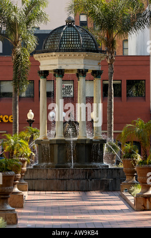 La fontana di Broadway a Horton Plaza a San Diego in California, Stati Uniti d'America Foto Stock