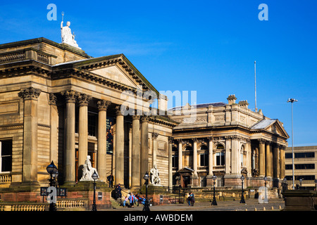 La Walker Art Gallery e sessioni di County House Liverpool Merseyside England Foto Stock