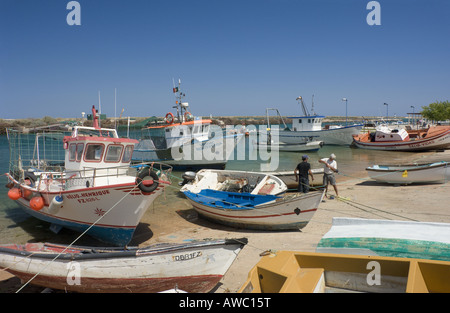 Algarve orientale, Fuseta, barche da pesca Foto Stock