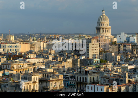 Vista di El Capitolo, national Capitol Building a l'Avana, Cuba, Caraibi, America Foto Stock