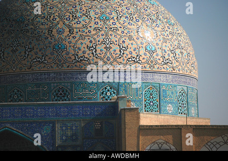 Cupola di sheikh Lotfollah-Mosque a Meidan-e l Imam (l Imam) square, Isfahan, Iran Foto Stock