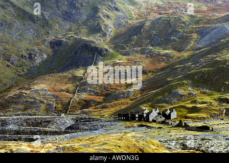 Cwmorthin cava di ardesia reliquie in Snowdonia Foto Stock