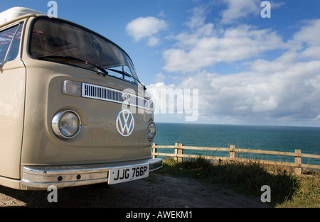 1972 Camper Van dalla costa Foto Stock