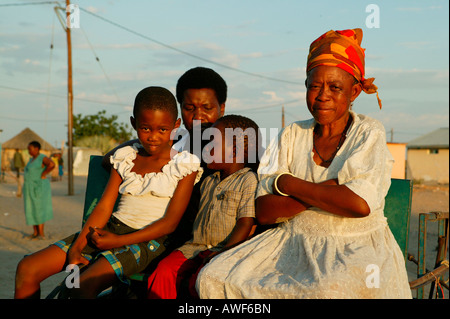 Sul carrello di asino, Sehitwa, Botswana, Africa Foto Stock