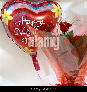 Happy Valentines Day palloncino & Roses Foto Stock