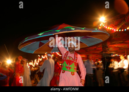 Dervisci danzanti, i Sufi, Giza, Egitto, Africa Settentrionale, Africa Foto Stock