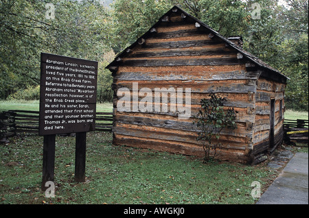 Stati Uniti d'America, Kentucky, Abraham Lincoln Birthplace National Historic Site, Hodgenville log cabin in cui Abraham Lincoln è nato Foto Stock