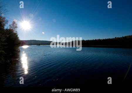 San Giovanni fiume appena dopo il tramonto su un molto presto la mattina autunnale New Brunswick Canada Foto Stock