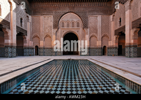 Ali-ben-Youssef madrasah, storica accademia teologica nel quartiere Medina, Marrakech, Marocco, Africa Foto Stock