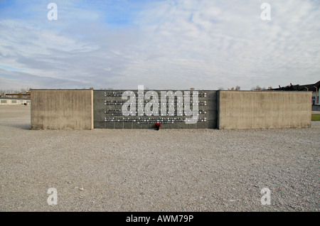 Memoriale della Pace nella ex Germania campo di concentramento di Dachau, Monaco di Baviera, Germania. Foto Stock