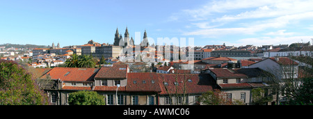 Elevato angolo di visione degli edifici, Santiago de Compostela, Galizia, Spagna Foto Stock