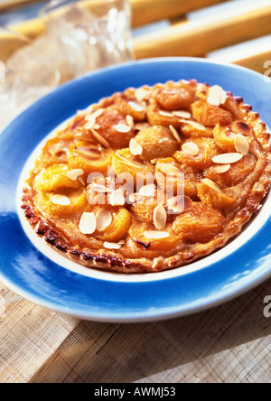 Albicocche crostata di mandorle, close-up Foto Stock