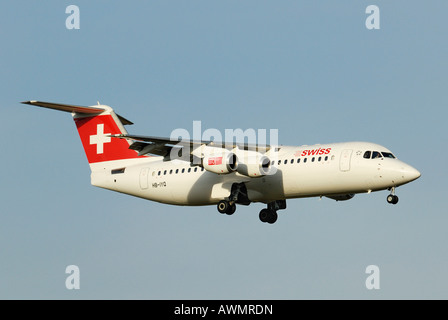 Avro jet regionale RJ 100 dalla Swiss International Air Lines AG Foto Stock