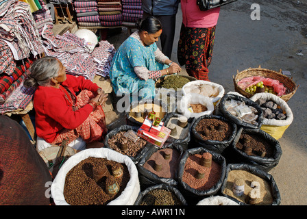 Mercato nella città vecchia di Kathmandu, Nepal Foto Stock