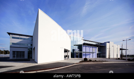 DAIMLER CHRYSLER/ MERCEDES BENZ, WEYBRIDE, Regno Unito Foto Stock