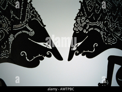 Indonesiano tradizionale shadow puppets, close-up Foto Stock