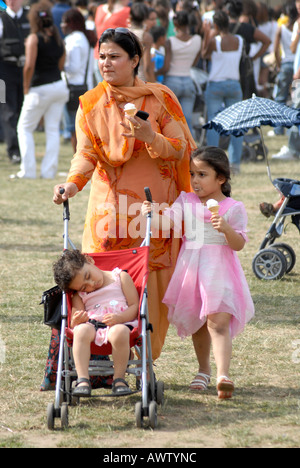 I Sindaci Newham Show di Central Park East Ham Londra 16 Luglio 2006 Foto Stock