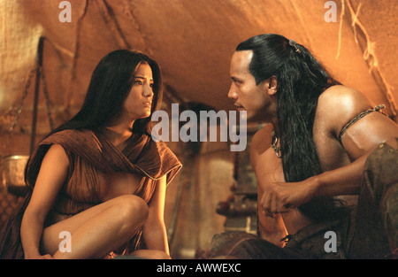 SCORPION RE 2002 film universale con la roccia e Kelly Hu Foto Stock