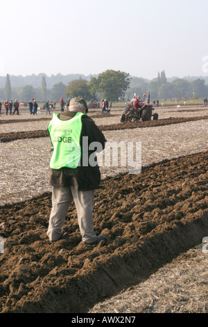 La cinquantaseiesima nazionale britannico di aratura campionati Match Loseley Park Surrey Ottobre 2006 Foto Stock