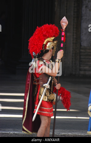 Attore davanti al Pantheon - Roma Lazio Italia Foto Stock