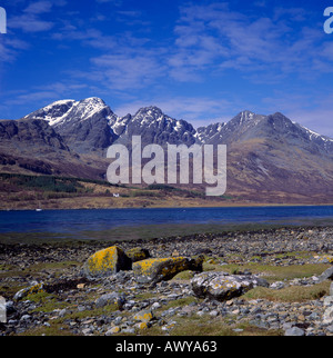 Blaven visto sul Loch Slapin da Torrin, Isola di Skye, Highland, Scotland, Regno Unito Foto Stock