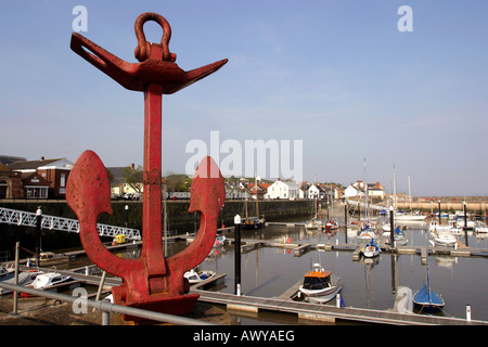 Somerset Watchet Marina Grande e vecchio ancoraggio rosso Foto Stock