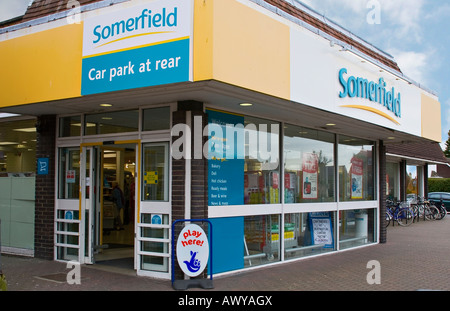 Somerfield, un supermercato inglese a Rustington, West Sussex, Inghilterra, Regno Unito (ora sostituito da Waitrose) Foto Stock