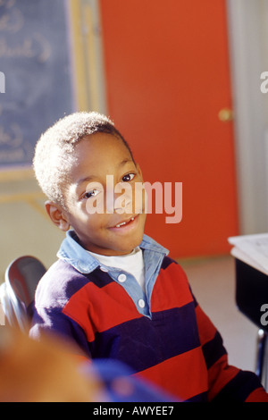 Primo piano della African American maschio livellatrice prima Foto Stock