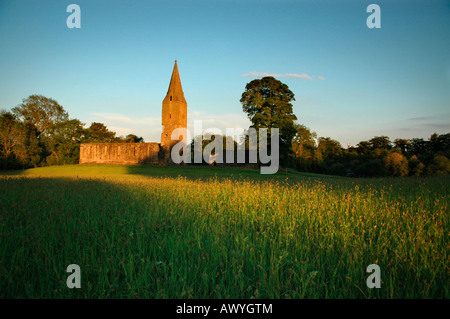 L antico priorato chiesa a Restenneth. Si ritiene che sia stato fondato da Nechtan, re del Picts circa 715 Foto Stock