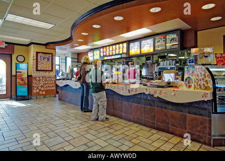 L'interno di un ristorante fast food Foto Stock