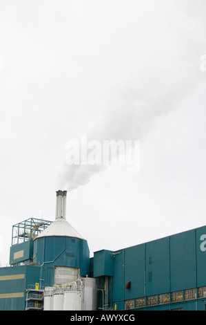 La Unilever in fabbrica a Warrington Regno Unito di emissione di biossido di carbonio Foto Stock