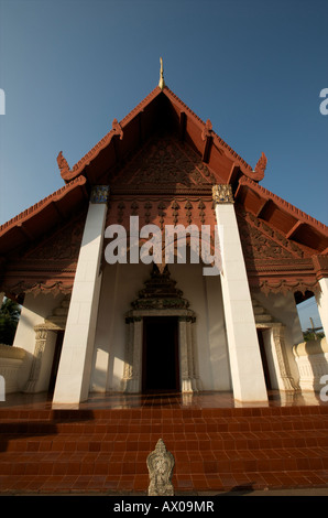 Wat Hua Khuang in Nan Thailandia Questo edificio è una combinazione di Viharn e ubosot Foto Stock